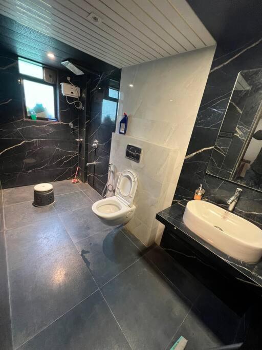 Stayhaven Starmount 4Bhk & Pool Mumbai Kültér fotó